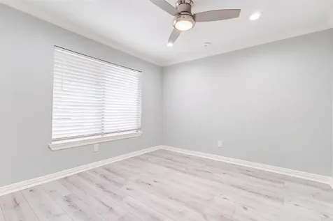 11643 Village Place Drive 194 Houston TX 77077