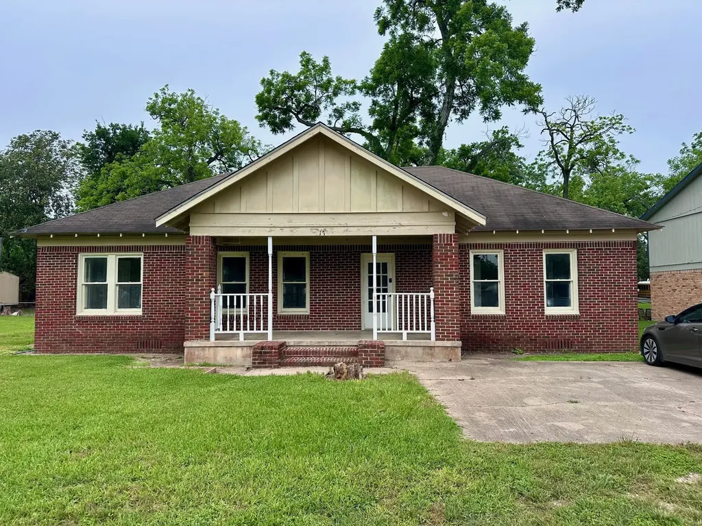 217 Marland Street Boling TX 77420