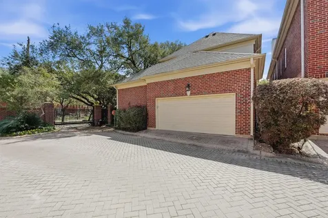 3210 Maroneal Street Houston TX 77025