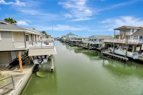 22205 Frio Drive Galveston TX 77554