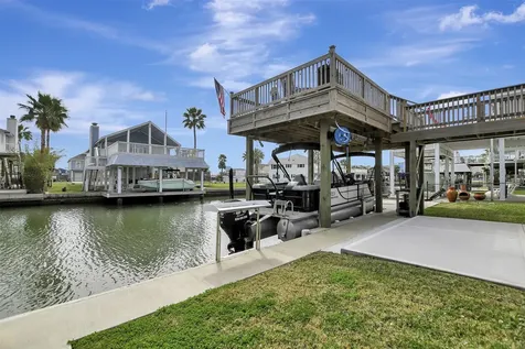 22205 Frio Drive Galveston TX 77554