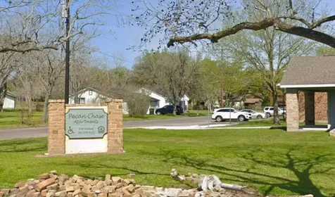 106 Walnut Street Hallettsville TX 77964