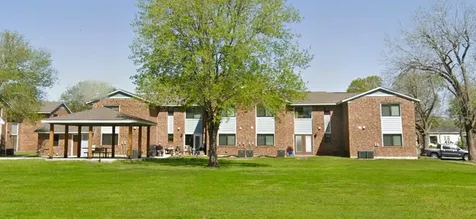 106 Walnut Street Hallettsville TX 77964