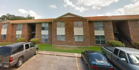 106 Walnut Street Hallettsville TX 77964