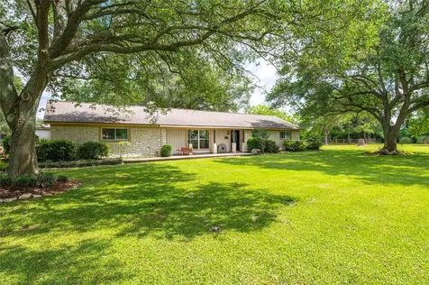 1046 Fm 517 Road Alvin TX 77511