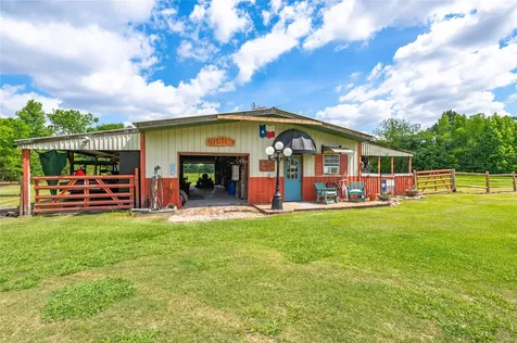 1046 Fm 517 Road Alvin TX 77511