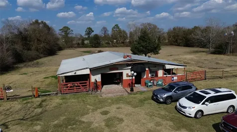 1046 Fm 517 Road Alvin TX 77511
