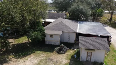 1046 Fm 517 Road Alvin TX 77511