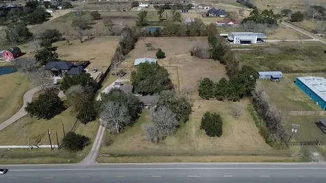 1046 Fm 517 Road Alvin TX 77511