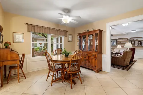 5510 Court Of York Houston TX 77069