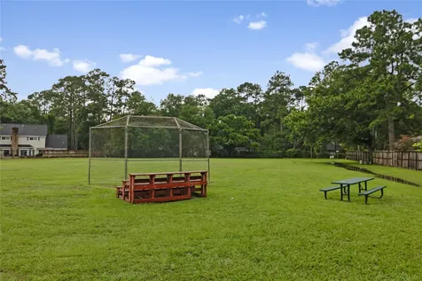 5510 Court Of York Houston TX 77069