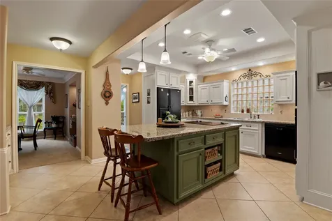 5510 Court Of York Houston TX 77069