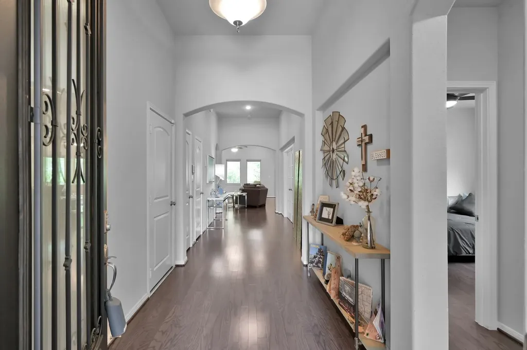 271 Little Dog Drive Montgomery TX 77356