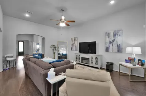 271 Little Dog Drive Montgomery TX 77356