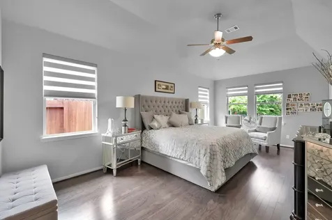 271 Little Dog Drive Montgomery TX 77356