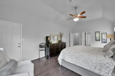 271 Little Dog Drive Montgomery TX 77356