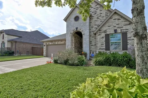 271 Little Dog Drive Montgomery TX 77356