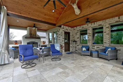 271 Little Dog Drive Montgomery TX 77356