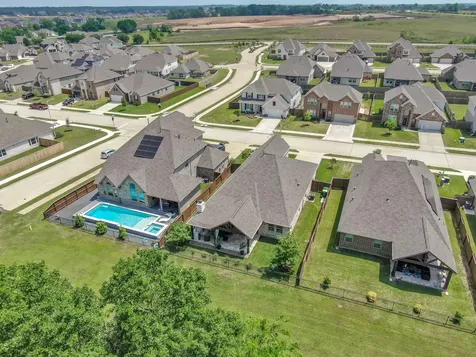 271 Little Dog Drive Montgomery TX 77356