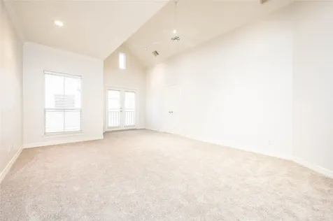 643 Hartman Street Houston TX 77007