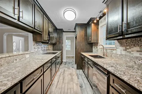 15702 Wandering Trail Friendswood TX 77546