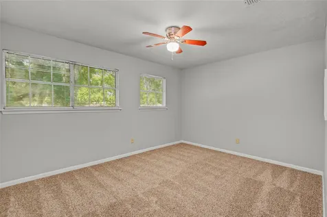 15702 Wandering Trail Friendswood TX 77546