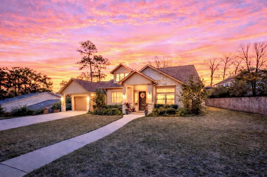 112 Timberside Drive Conroe TX 77304