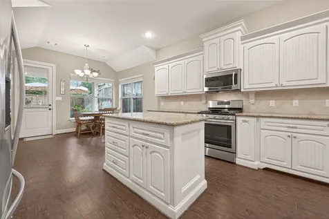 112 Timberside Drive Conroe TX 77304
