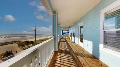 1965 Ave J Crystal Beach TX 77650
