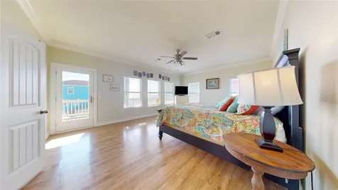 1965 Ave J Crystal Beach TX 77650