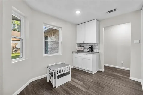 15431 Wandering Trail Friendswood TX 77546