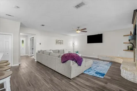 15431 Wandering Trail Friendswood TX 77546