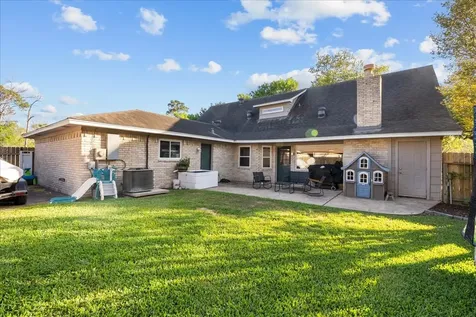 15431 Wandering Trail Friendswood TX 77546
