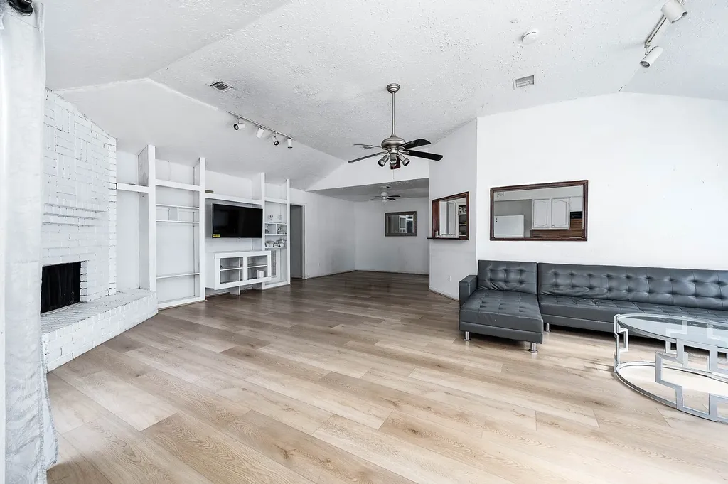 16034 Glen Mar Drive Houston TX 77082
