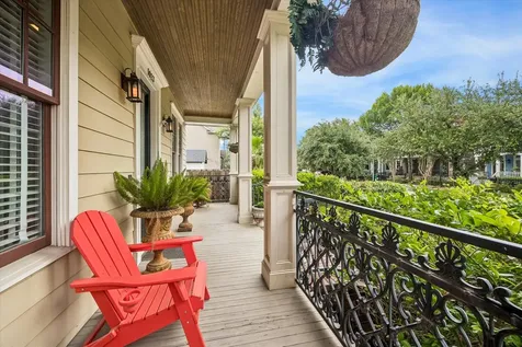 1023 Nicholson Street Houston TX 77008