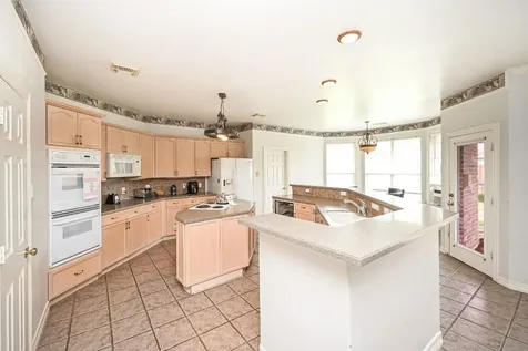 8102 Ashley Circle Drive S Houston TX 77071
