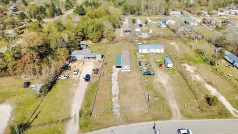 597 County Road 3406 Cleveland TX 77327