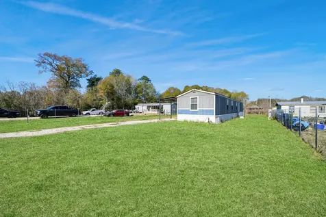 597 County Road 3406 Cleveland TX 77327