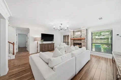 1206 Verdun Lane Friendswood TX 77546