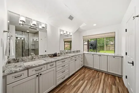 1206 Verdun Lane Friendswood TX 77546