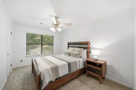 1206 Verdun Lane Friendswood TX 77546