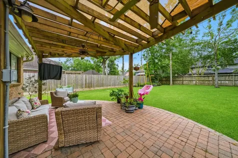 1206 Verdun Lane Friendswood TX 77546