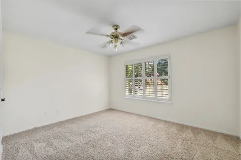 78 N Cochrans Green Circle The Woodlands TX 77381