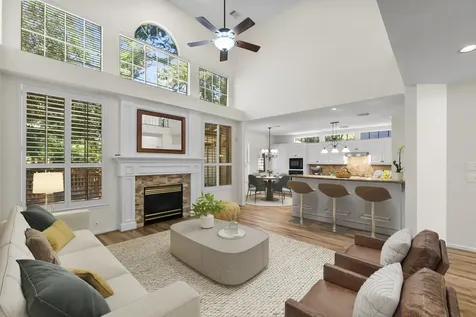 78 N Cochrans Green Circle The Woodlands TX 77381