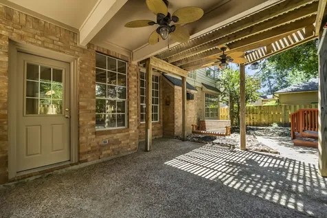 78 N Cochrans Green Circle The Woodlands TX 77381