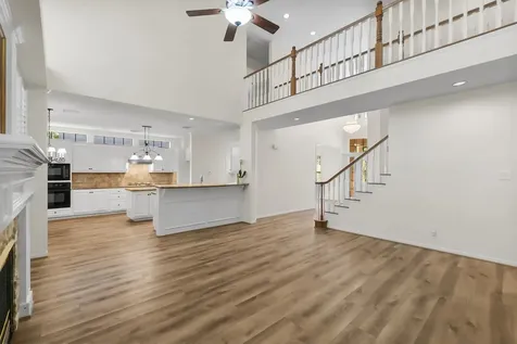 78 N Cochrans Green Circle The Woodlands TX 77381