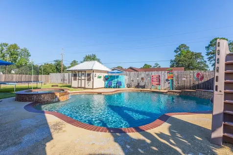 7684 Boardwalk Lumberton TX 77657