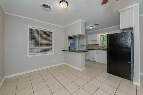 504 Redbud Street Caldwell TX 77836