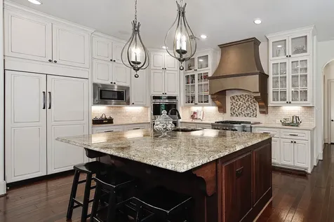 105 Larkhaven Drive Montgomery TX 77316