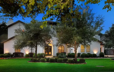 105 Larkhaven Drive Montgomery TX 77316